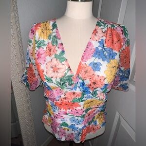 Adelyn Rae Multicolor Floral V-Neck Puff Sleeve Blouse